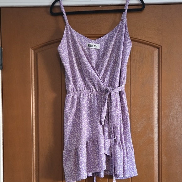 Audrey 3+1 Purple Floral Wrap Dress Size Large - Picture 1 of 3